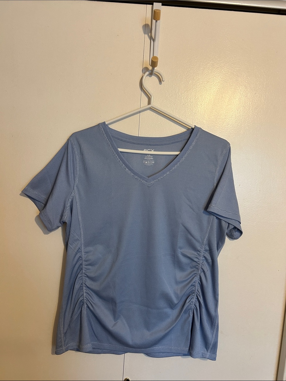 ACX Women's Light Blue V-Neck Short Sleeve Ruched Active Wear Top